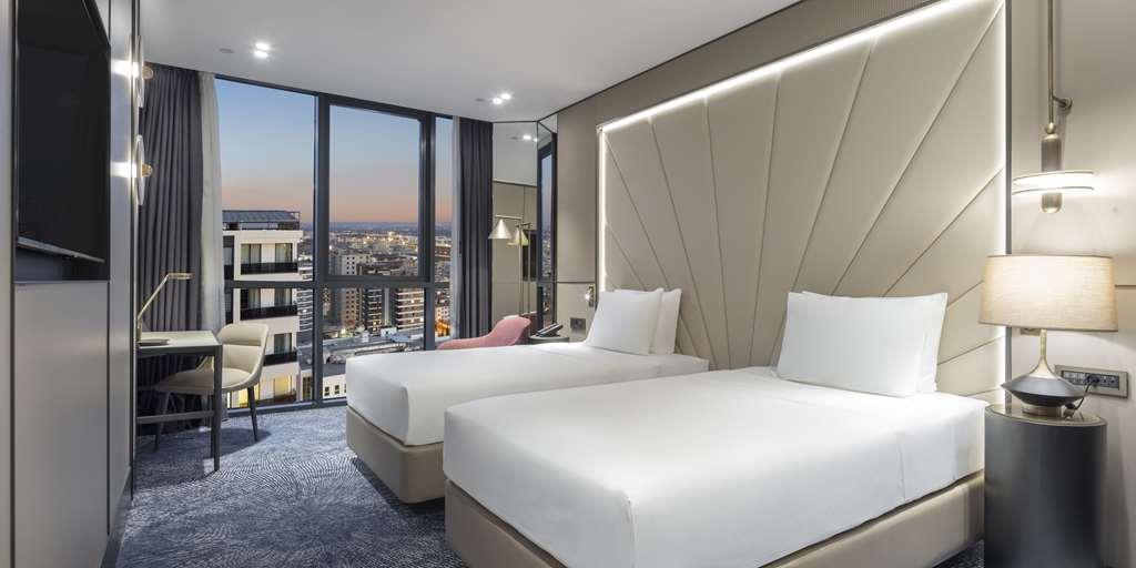 ホテル Doubletree By Hilton シャンルウルファ 部屋 写真