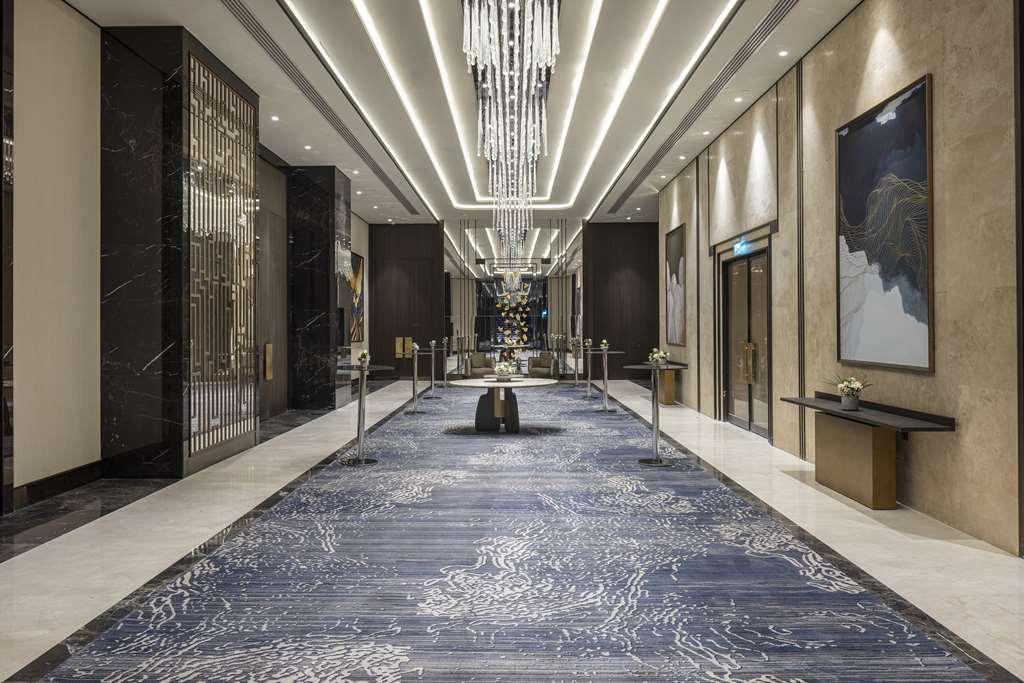 ホテル Doubletree By Hilton シャンルウルファ 設備 写真
