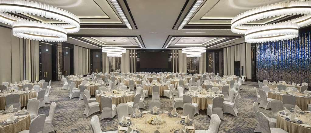 ホテル Doubletree By Hilton シャンルウルファ 設備 写真