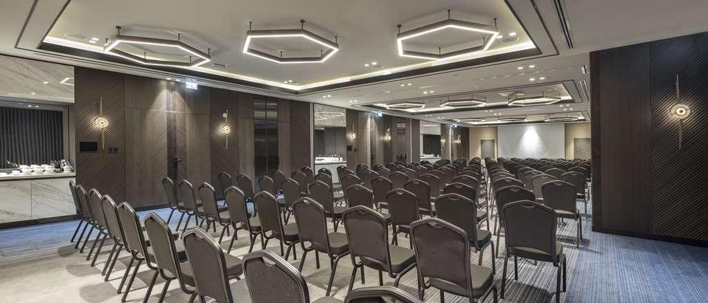 ホテル Doubletree By Hilton シャンルウルファ 設備 写真
