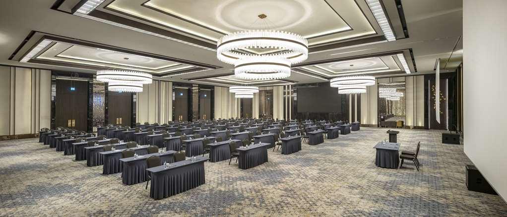 ホテル Doubletree By Hilton シャンルウルファ 設備 写真