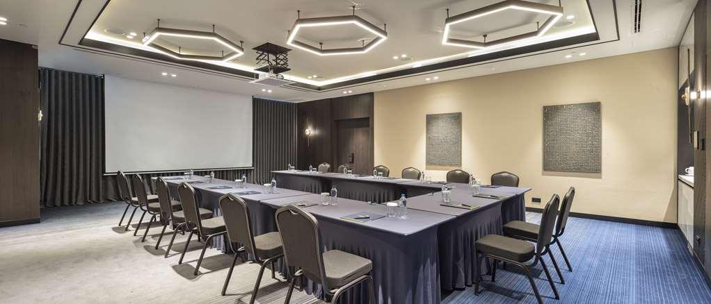 ホテル Doubletree By Hilton シャンルウルファ 設備 写真