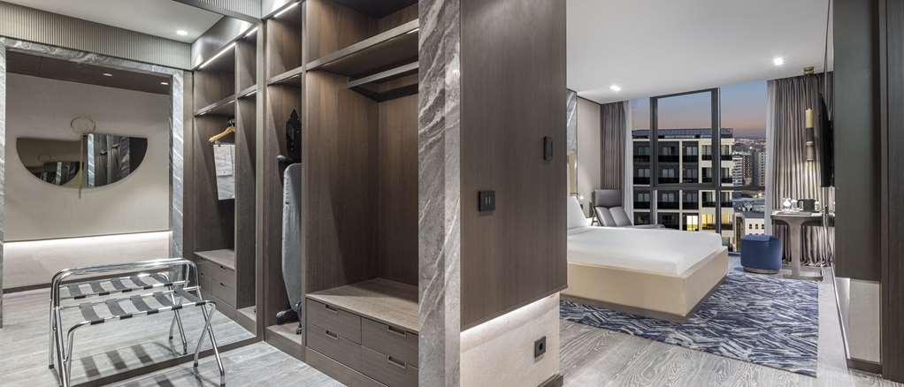 ホテル Doubletree By Hilton シャンルウルファ 部屋 写真