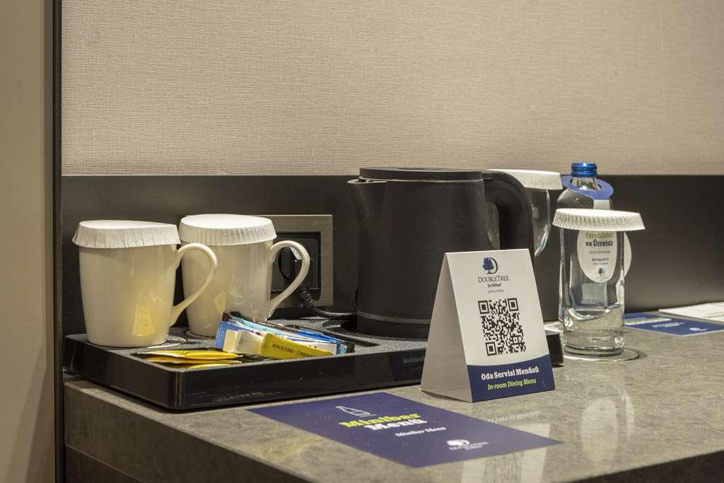 ホテル Doubletree By Hilton シャンルウルファ 部屋 写真