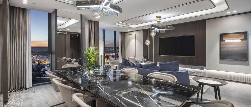 ホテル Doubletree By Hilton シャンルウルファ 部屋 写真